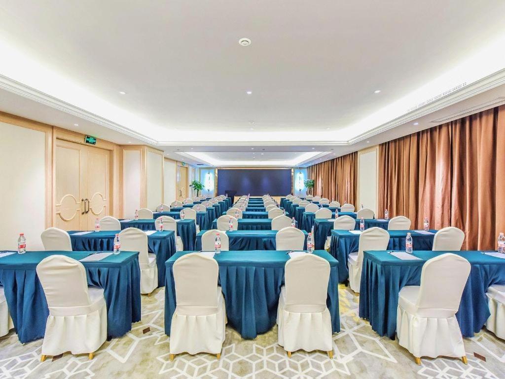 Vienna Hotel Sichuan Hejiang Yangtze River Bridge 泸州 外观 照片
